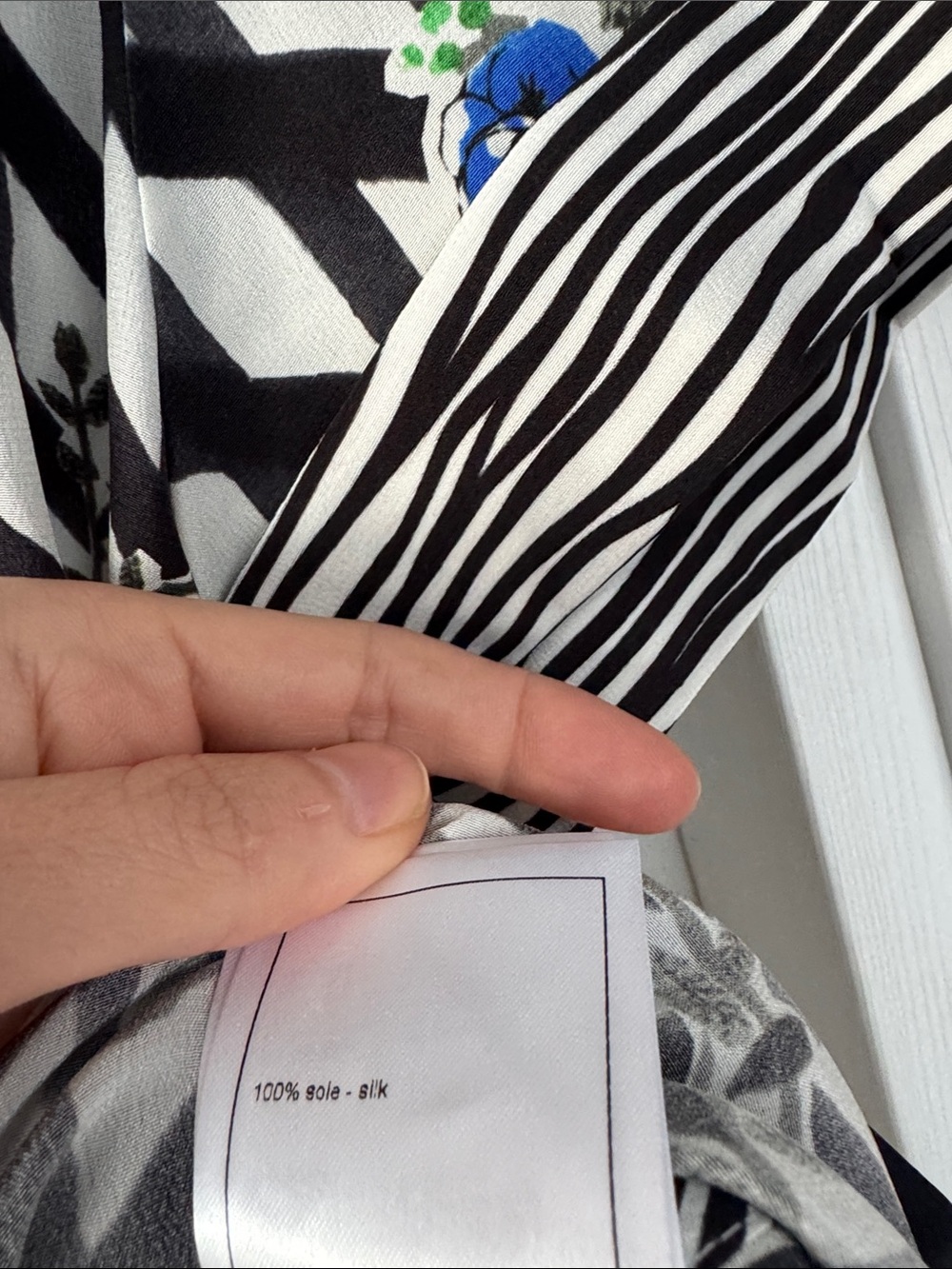 CHANEL Black & White Geometric Floral Shirt - Picture 5 of 9